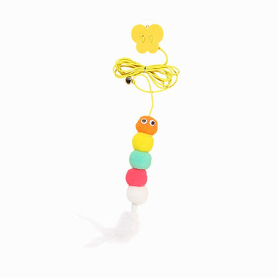 Hanging cat toy