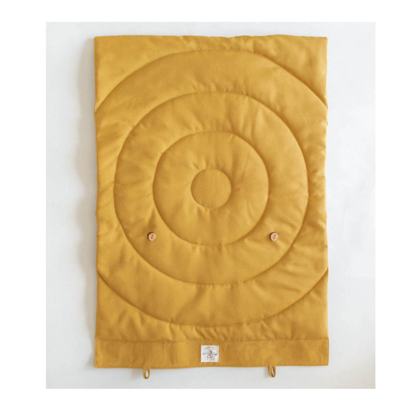 Foldable waterproof and dirt-repellent travel blanket for dogs