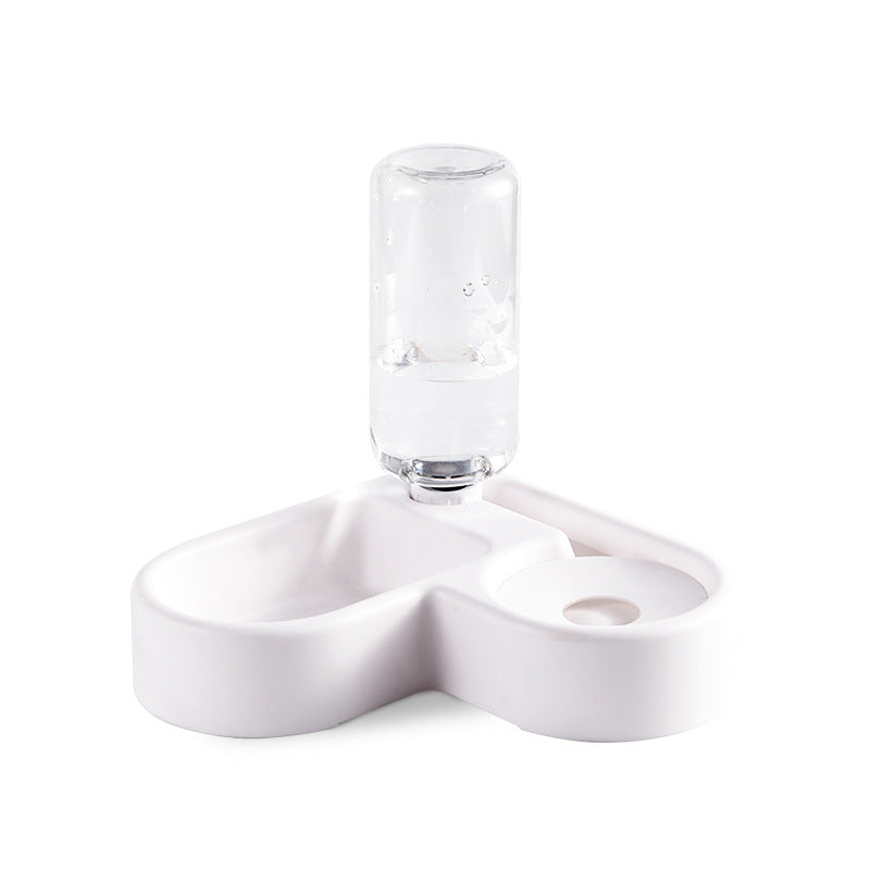 Heart-shaped feeding bowl station