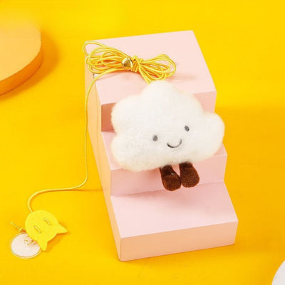 Hanging cat toy